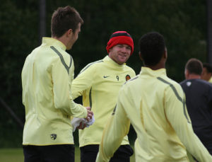 Rooney-Carrick-Man-Utd