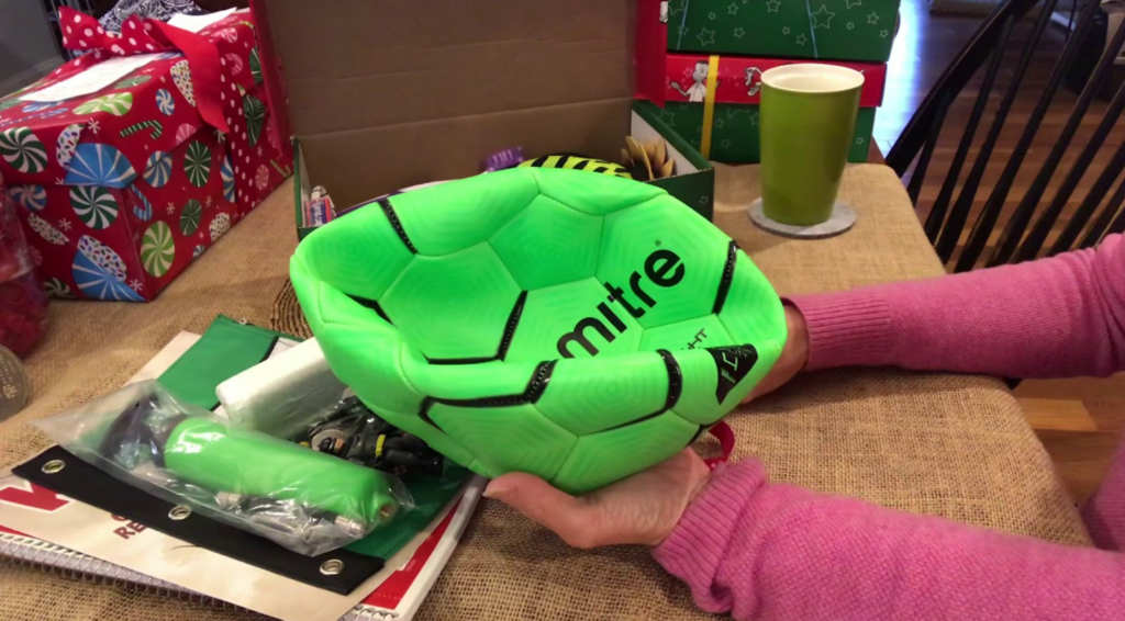 how-to-deflate-a-soccer-ball-footall